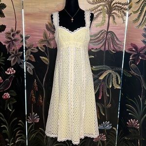 🐥Gorgeous vibrant electric yellow white eyelet lace dress perfect for Easter🐥